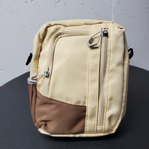 Tablet Sleeve Bag with Shoulder Strap Carrying Case, Shoulder Bag, or Pouch - Picture 2 of 9